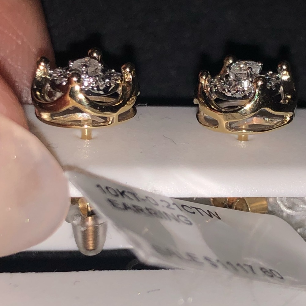 10k solid gold real diamond designer earrings SALE - Picture 4 of 6